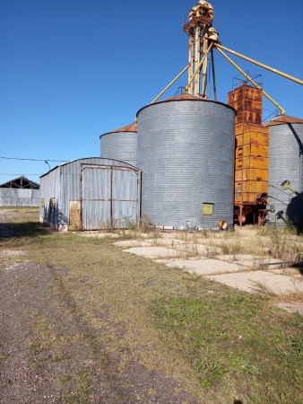 Se Vende 4 Silos Capacidad Total 3.340 kg