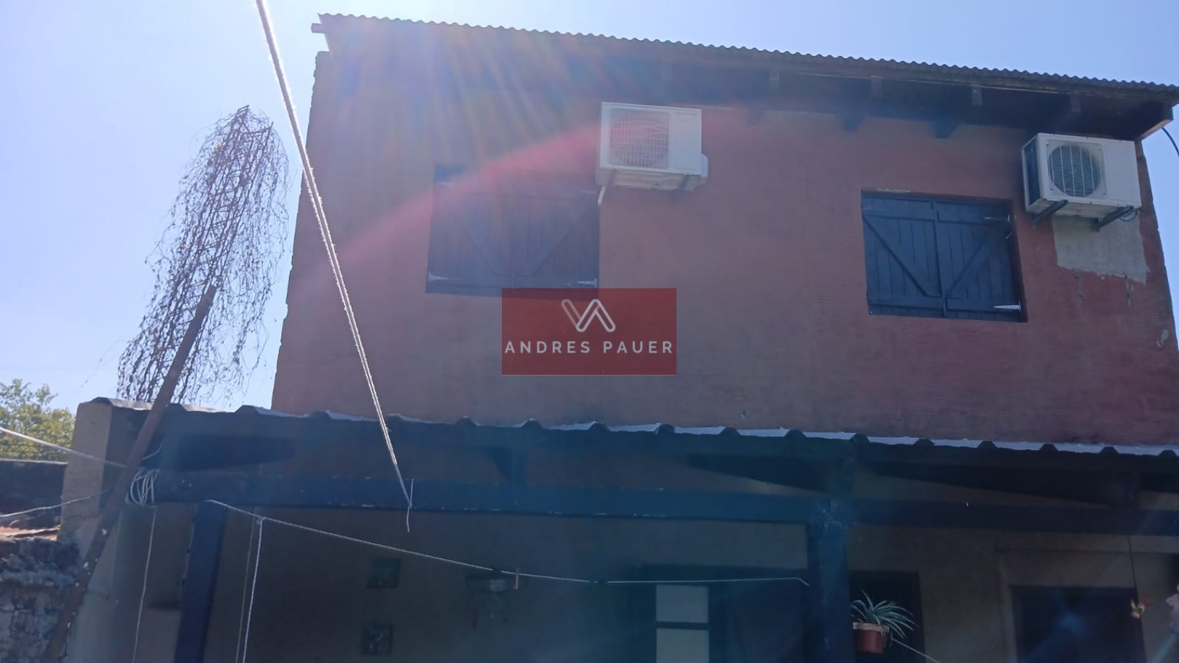 VENTA DE CASA CON LOCAL