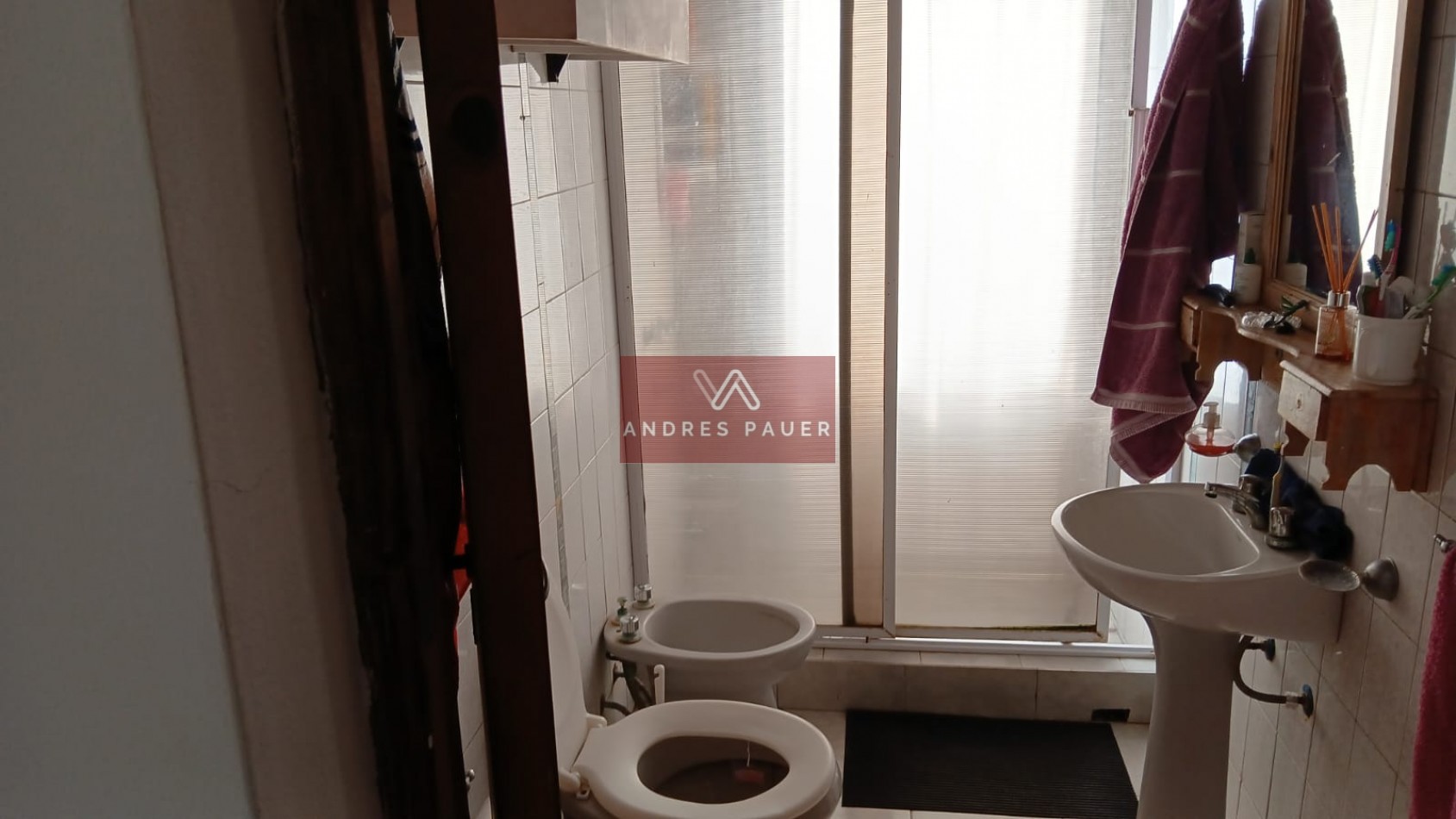 VENTA DE CASA CON LOCAL